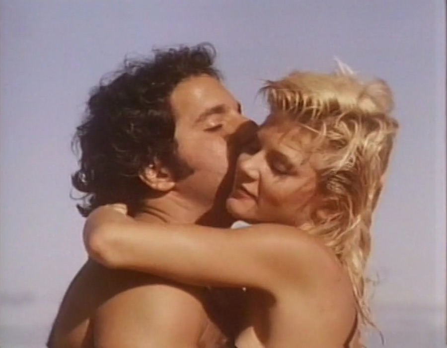 A Little Bit of... Hanky Panky-cine erotico-Fantasexblog